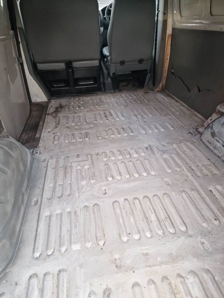 Volkswagen Transporter Van