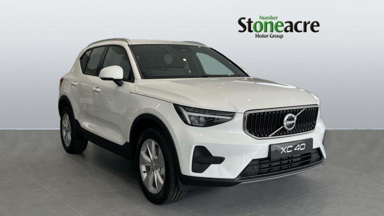2025 Volvo XC40 Core, B3 Mild hybrid, Petrol ESTATE Petrol/Electric Hybrid Automatic