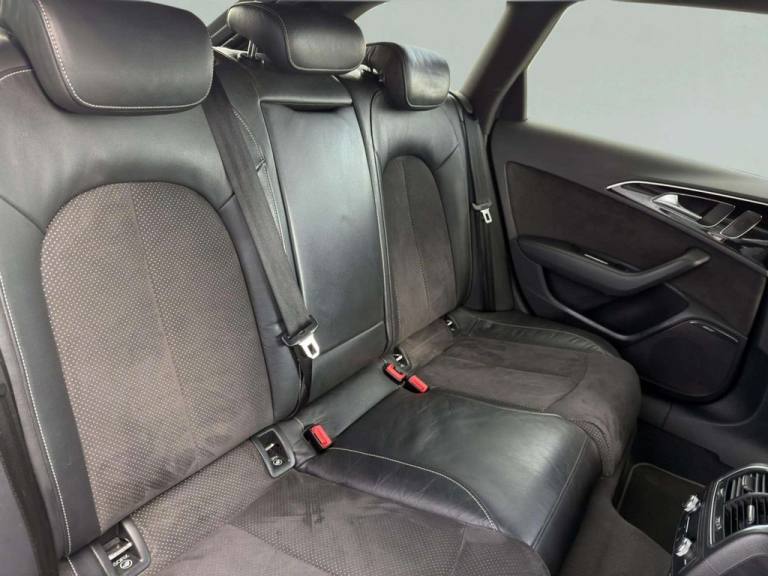 2015 Audi A6 Avant 2.0 TDI ultra Black Edition Estate 5dr Diesel S Tronic Euro 6 (s/s) (190 ps Es...