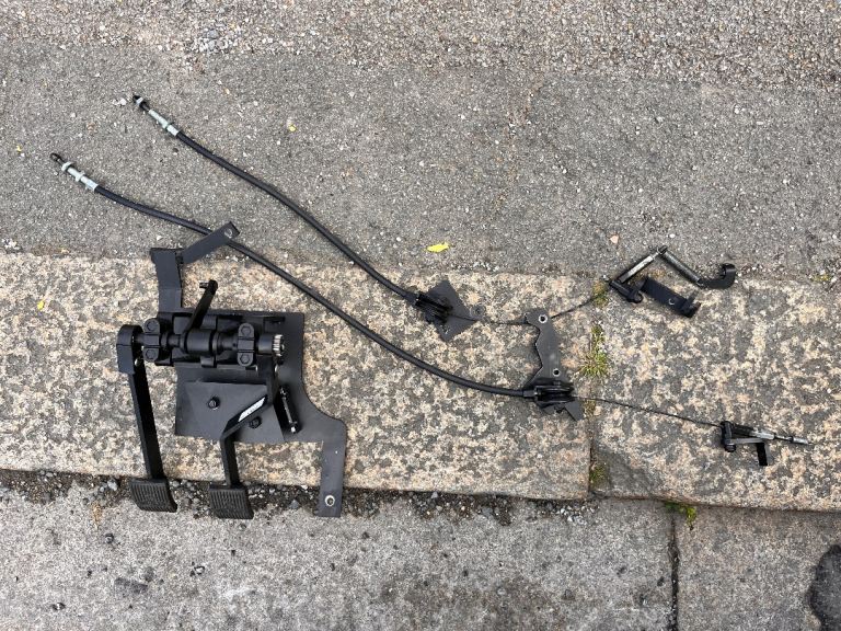 “HE MAN” DUAL CONTROL PEDALS 
