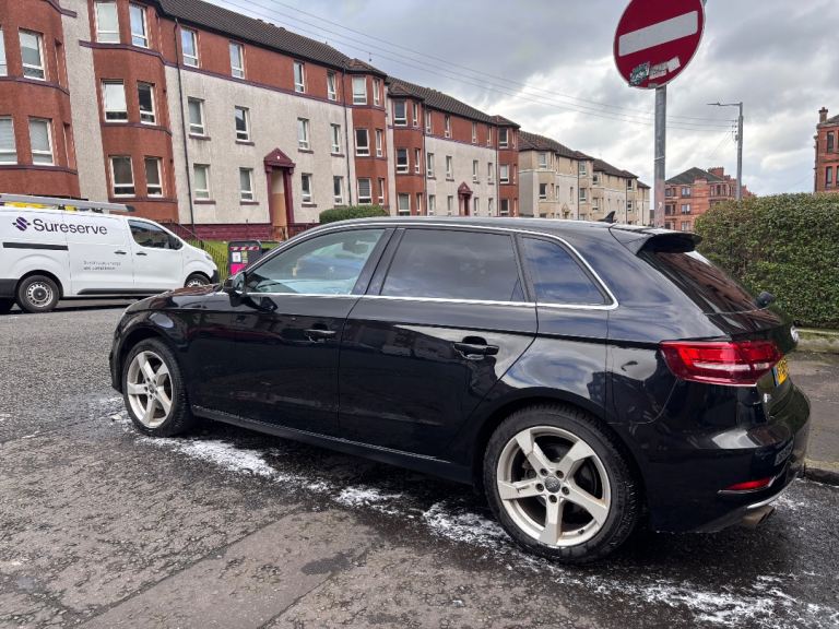 Audi a3 Sportback 1.4 tfsi  S-tronic 