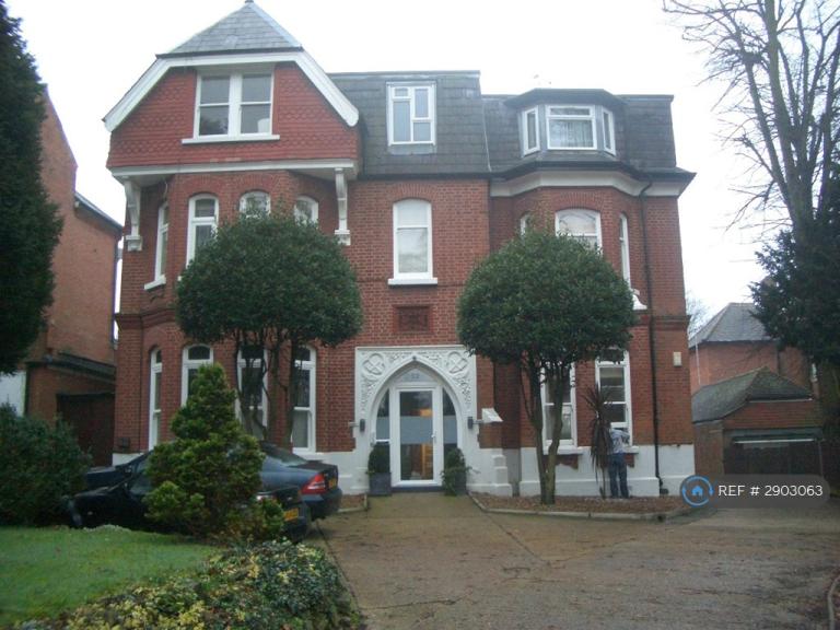 2 bedroom flat in Montpelier Road, London, W5 (2 bed) (#2903063)