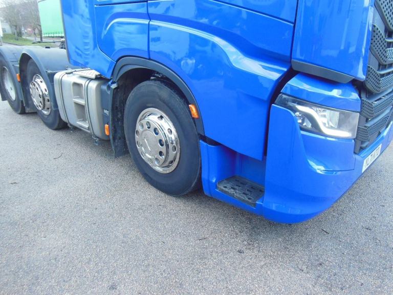 2021 '71' Iveco 570 S WAY 6X2 mid lift / steer