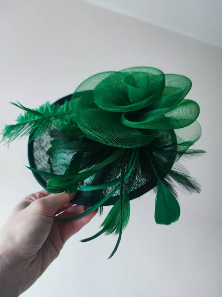 Green fascinator headpiece with feathers, headband and clip, great for royal ascot or festive events