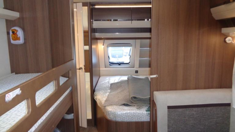 Hobby Prestige 720 UKFe 7 BERTH,FIXED BED,FIXED BUNK BEDS IN VERY NICE C... 2019