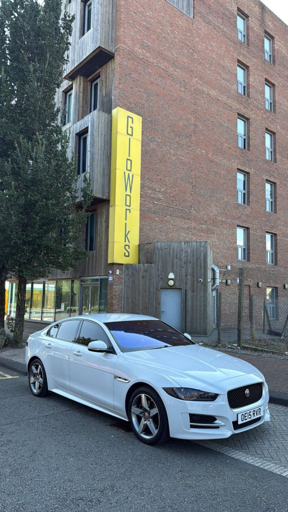 Jaguar, XE, Saloon, 2015, Other, 1999 (cc), 4 doors