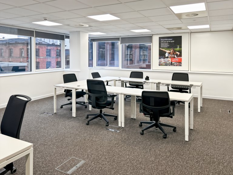 Manchester - M14DZ \ Coworking Space Available - Start Anytime