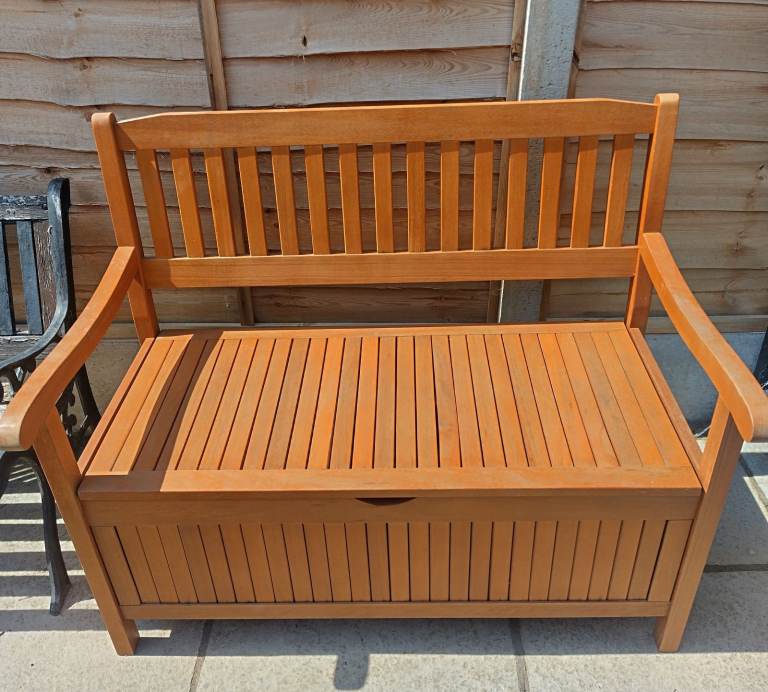 Wooden Garden Storage Bench – Good Condition