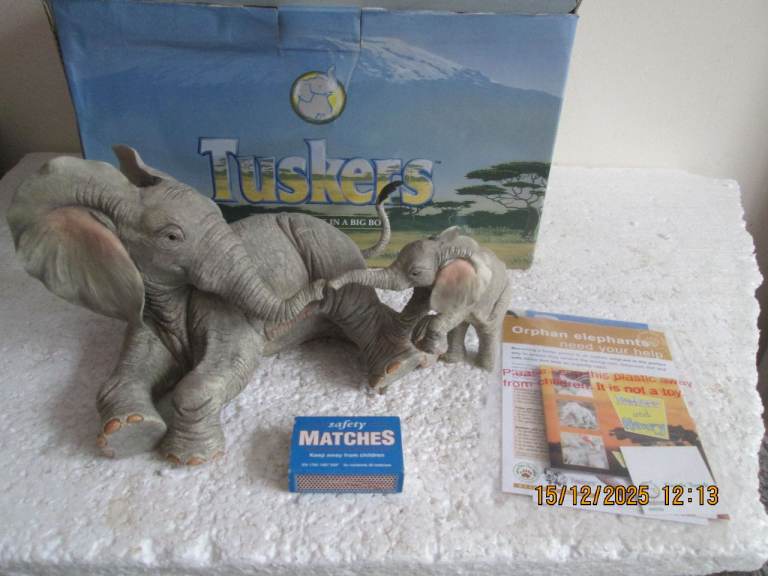 TUSKERS 'GENTLE TOUCH' 90990
