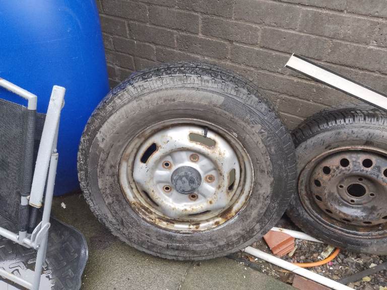 Almost new tyre + a transit wheel 