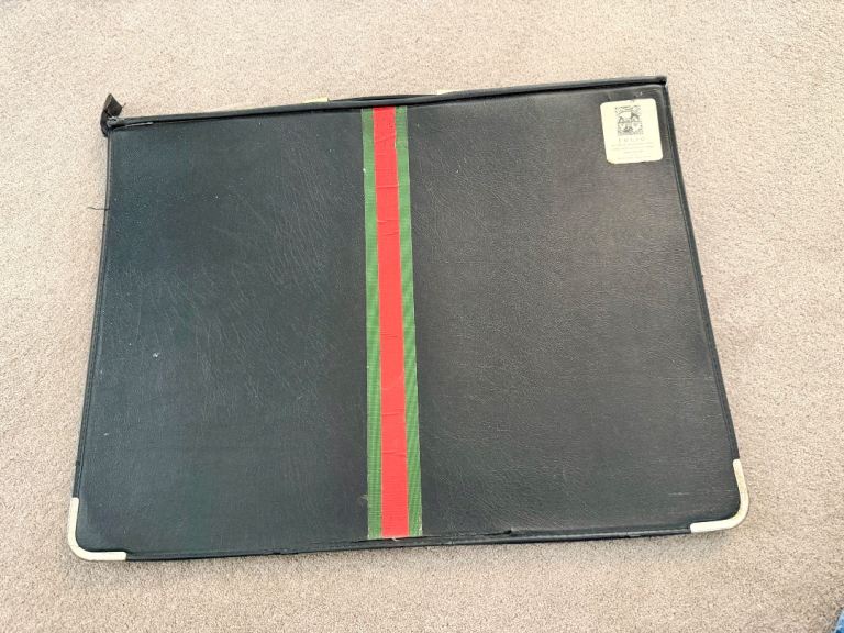 A2 Art portfolio case by FOLIO with A2 papers 