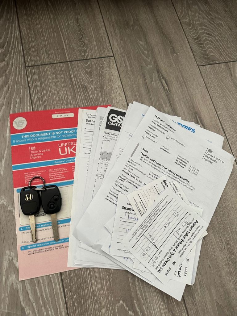 Honda, JAZZ, Hatchback, 2005, Semi-Auto, 1339 (cc), 5 doors