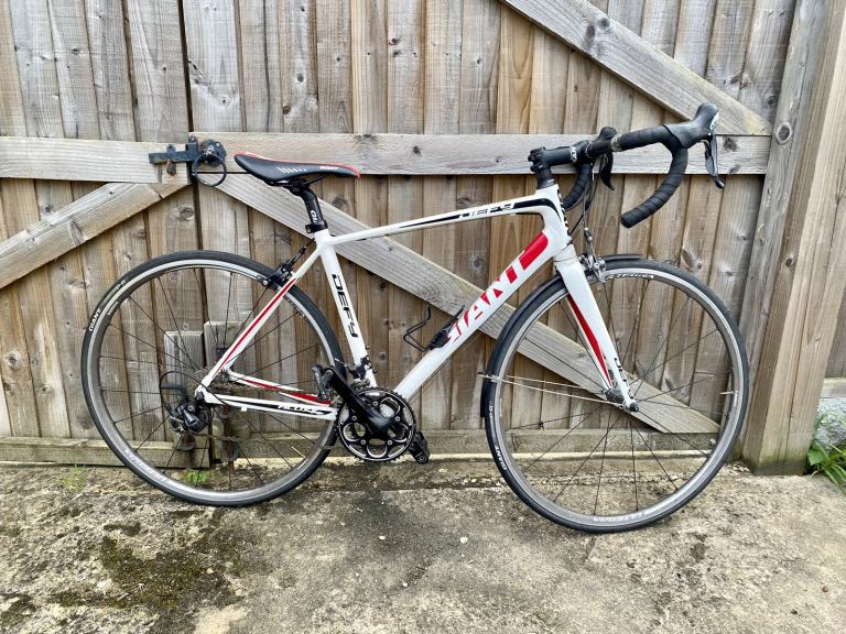 Giant Defy Road bike