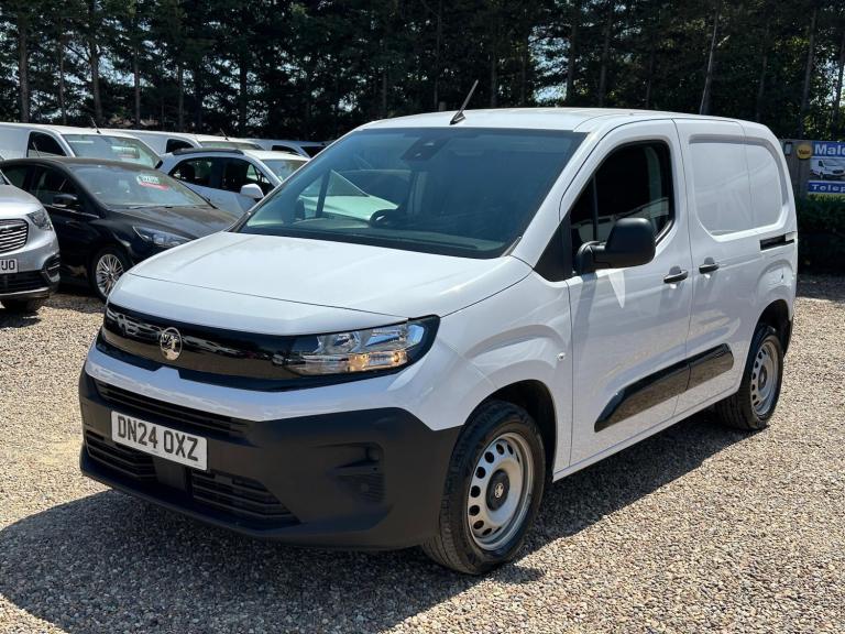 2024 Vauxhall Combo 1.5 Turbo D 100ps Prime H1 Van PANEL VAN DIESEL Manual