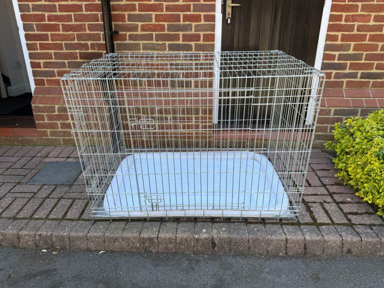 Ellie-Bo metal silver XL 48 inch Folding Dog Cage/Crate with metal tray and Dog Bed Mat