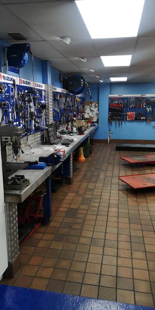 Hyosung GV 250 N  CUSTOM CRUISER 18-REG ONLY 4194 MILES WITH EXTRAS £2599.OTR