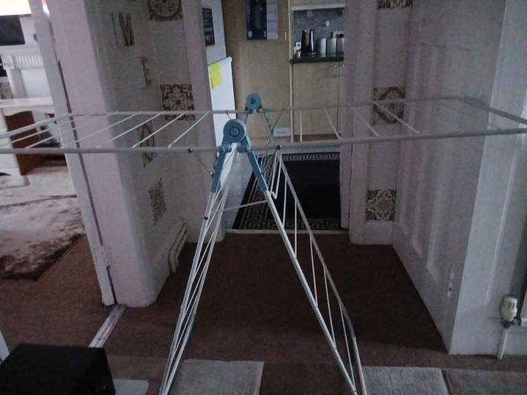 White Clothes Airer – Good Condition