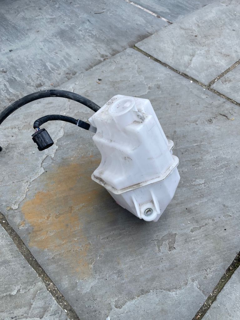 2019-21 TOYOTA RAV4 XA50   PETROL HYBRID EXPANSION COOLANT BOTTLE TANK RESERVOIR