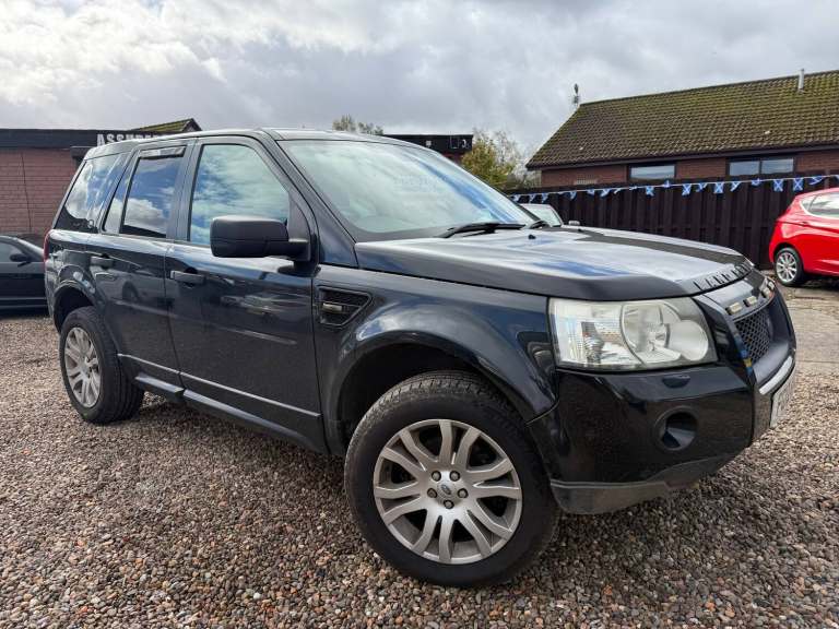 2012 Land Rover Freelander 2 2.2 SD4 XS SUV 5dr Diesel CommandShift 4WD Euro 5 (190 ps) SUV Diese...