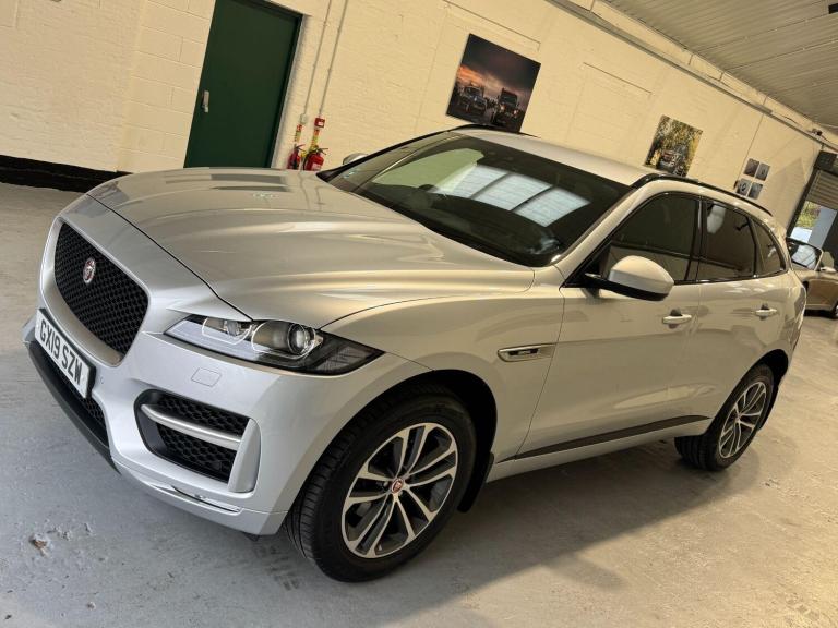 2019 Jaguar F-Pace 2.0 D180 R-Sport SUV 5dr Diesel Auto AWD Euro 6 (s/s) (180 ps) ESTATE Diesel A...