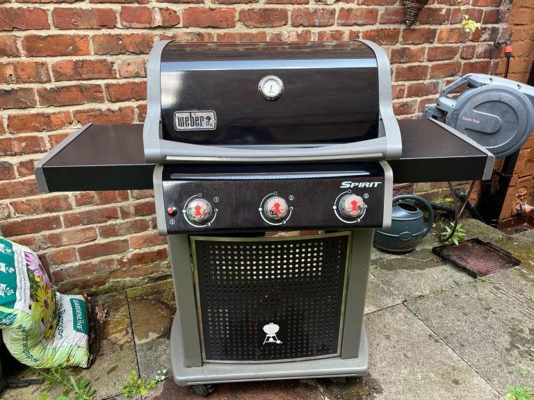 Weber Spirit E310 Classic 