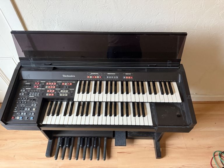 Technics organ 