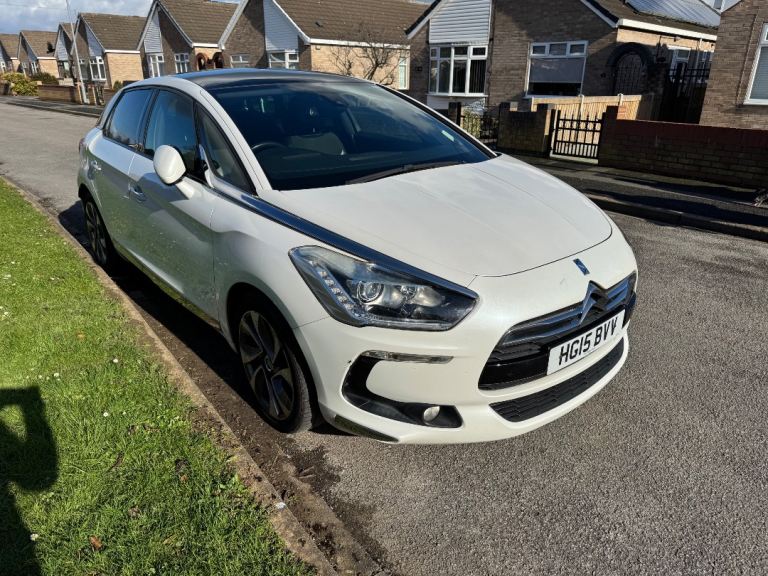 Citroen, DS5, Hatchback, 2015, Manual, 1997 (cc), 5 doors