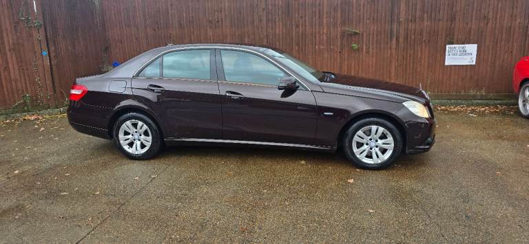 Mercedes-Benz, E CLASS, Saloon, 2010, Manual, 2143 (cc), 4 doors