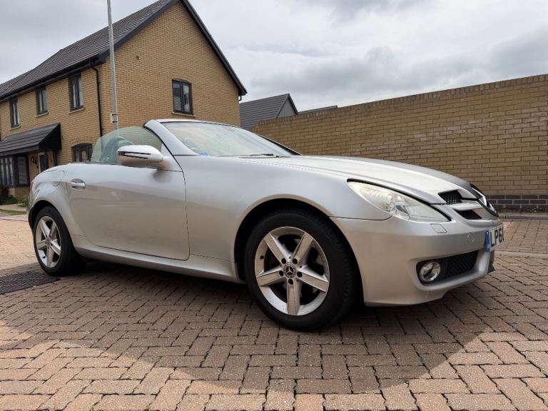 Mercedes-Benz, SLK, Convertible, 2010, Semi-Auto, 1796 (cc), 2 doors
