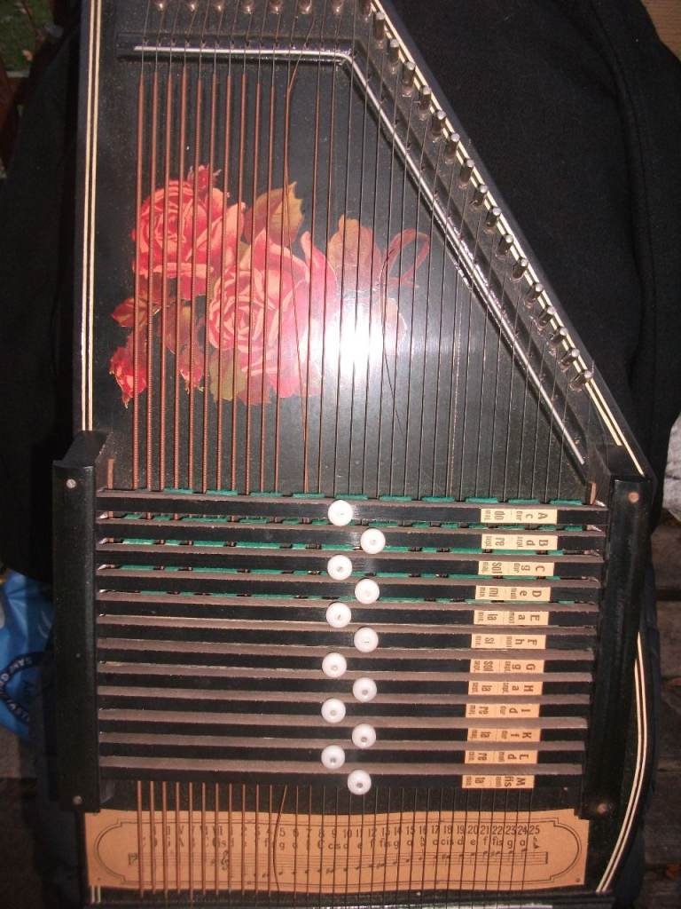 Vintage Rossetti Autoharp