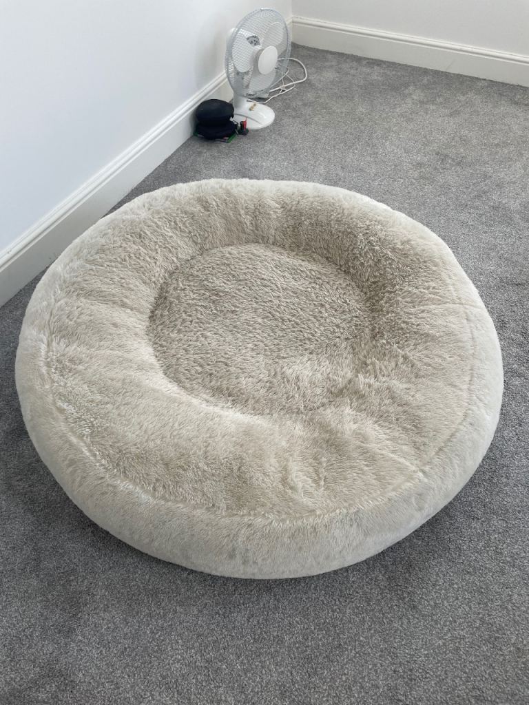 Doughnut bed