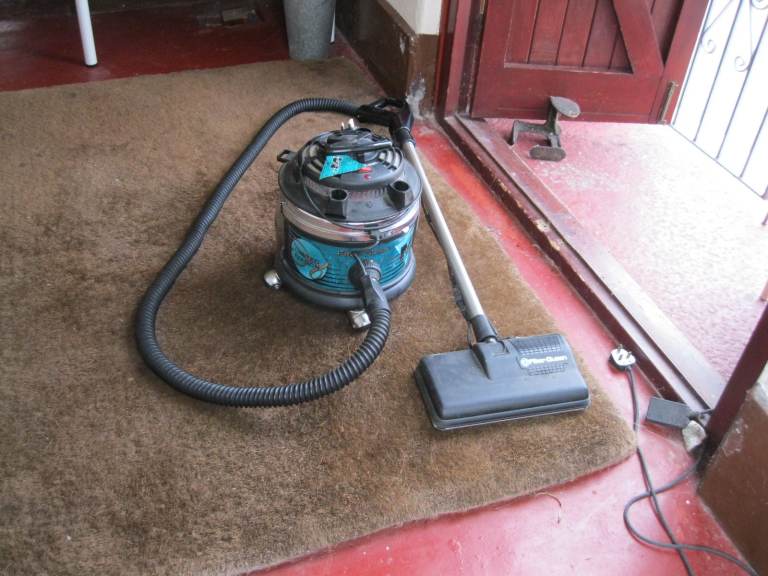 Filter Queen / Majestic Hydro Clean Vacuum System – Working LEICESTER LE4