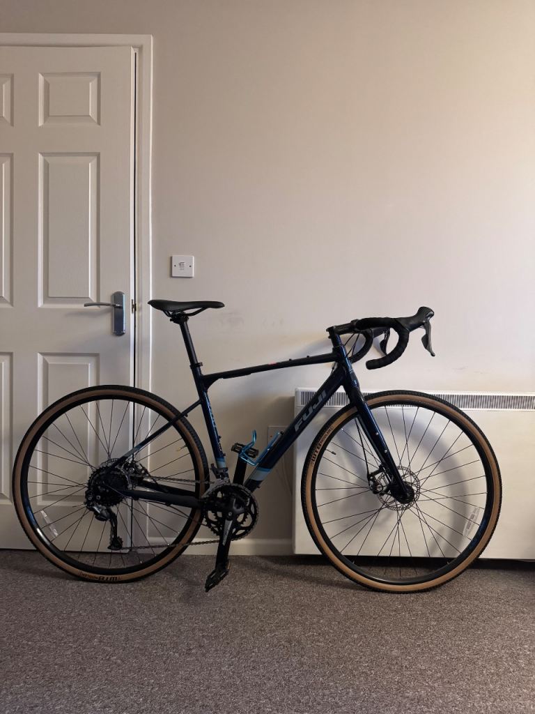 Fuji Jari 2.3 Gravel Bike 52cm
