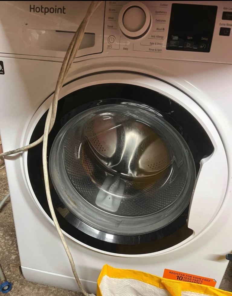 image for Hot point 8kg washer 