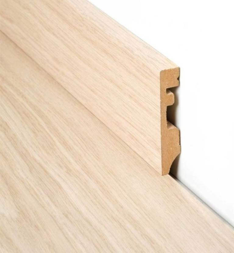 NEW 8 lengths Quickstep Parquet oak laminate flooring skirtingboards with clips 2.4 metres lengths 