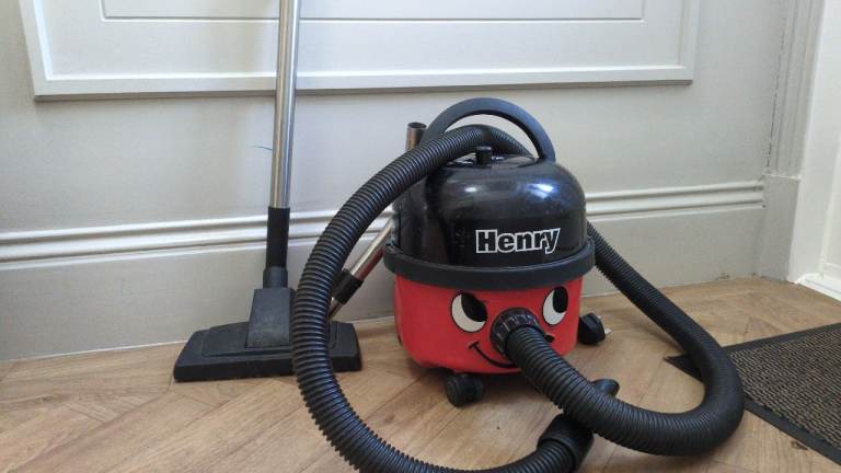 image for Henry Hoover wet & dry DIY vacuum 