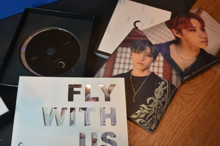 ONEUS K-POP ALBUM FULL SET FLY WITH US
