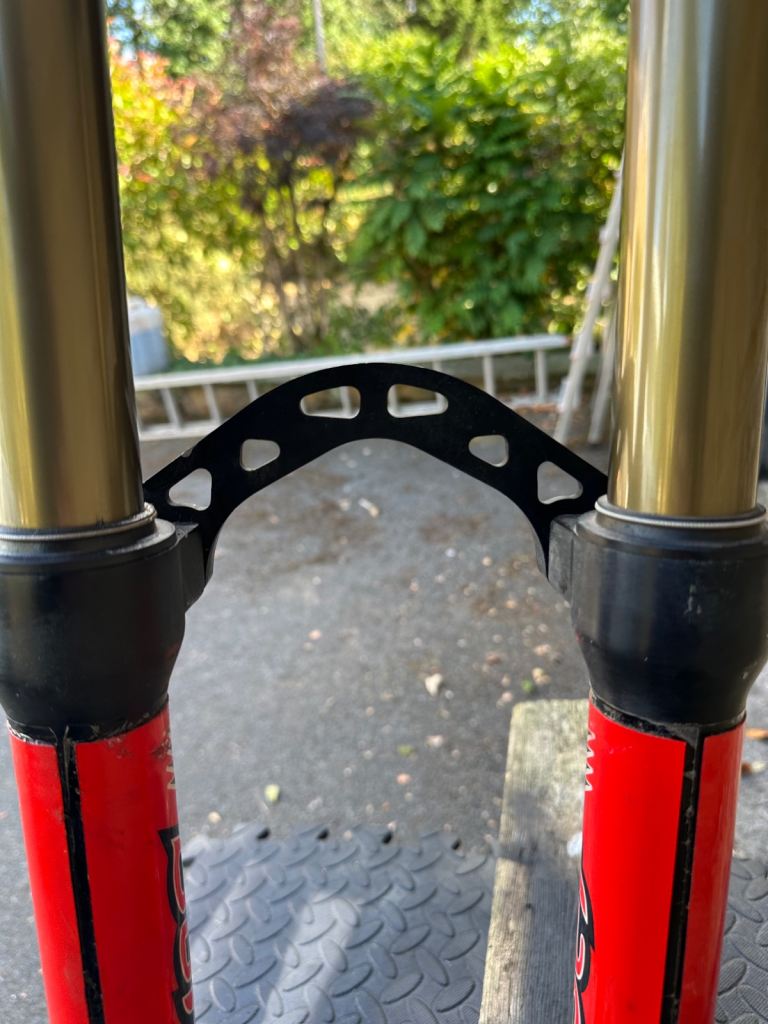 Mountain Bike Suspension Forks – Monster T - retro downhill - Good Condition