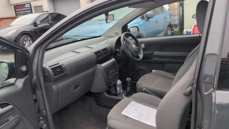 Volkswagen, FOX, Hatchback, 2010, Manual, 1198 (cc), 3 doors