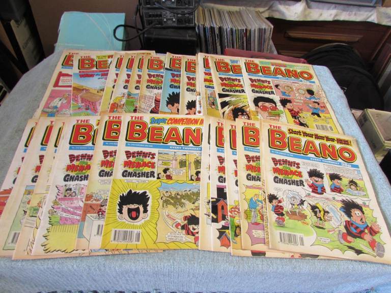 Beano Comics x 35 all 1995