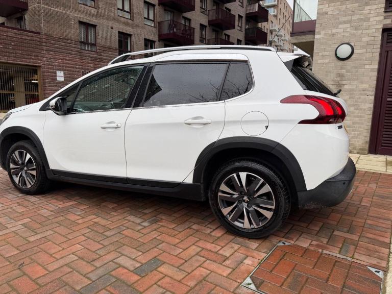2018 Peugeot 2008 1.2 PureTech Allure Euro 6 5dr HATCHBACK Petrol Manual