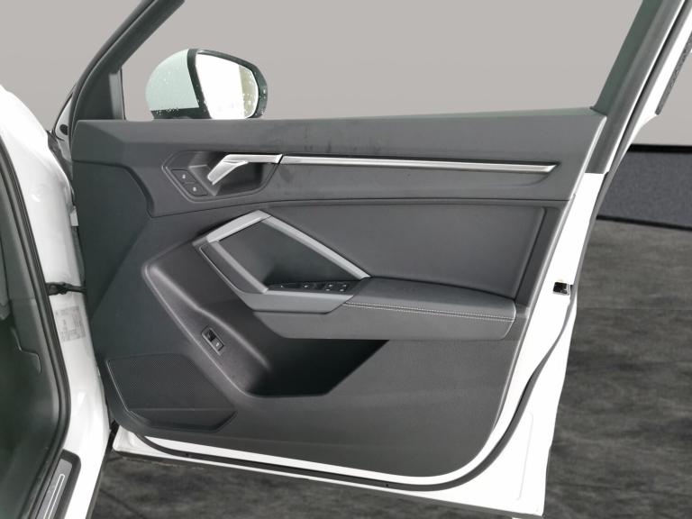 2024 Audi Q3 35 TDI S Line 5dr S Tronic [Leather] ESTATE DIESEL Automatic