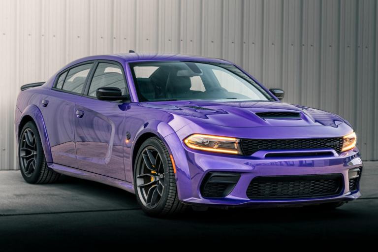 2026 DODGE CHARGER LAST CALL EDITION HELLCAT WIDEBODY 6.2 SUPERCARGED PLUM CRAZY