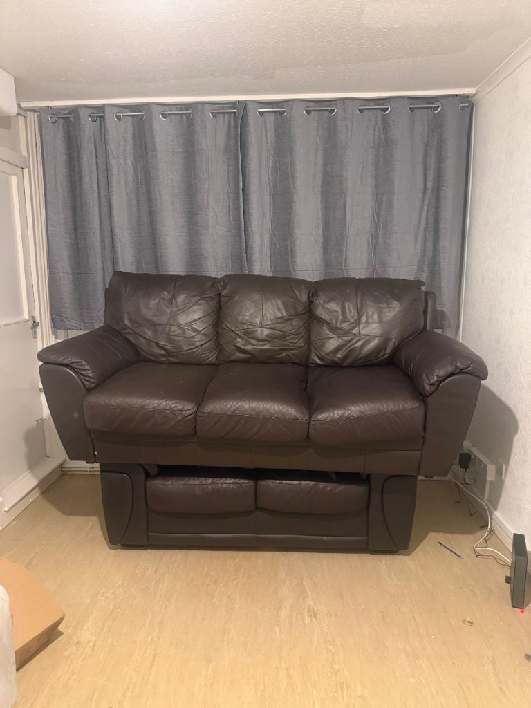 Brown Leather 3-Seater Sofa – Good Condition