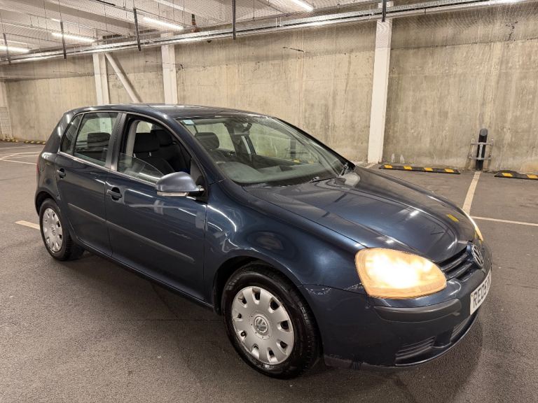 VW GOLF 1.6 Petrol automatic