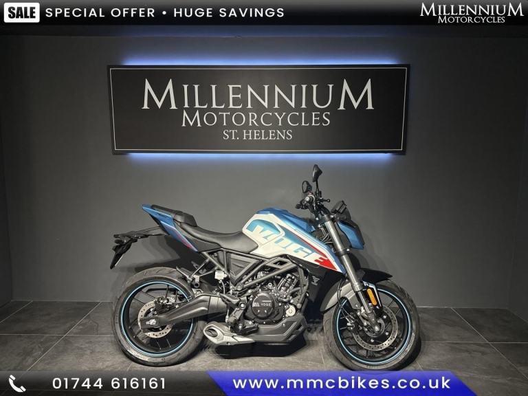 VOGE R125 LEARNER LEGAL 125CC NAKED BIKE.