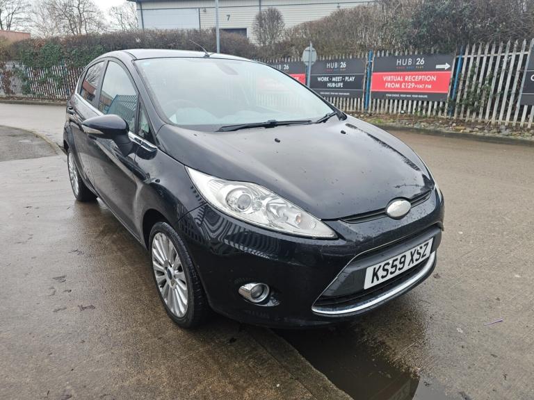 2010 Ford Fiesta 1.4 Titanium 5dr HATCHBACK Petrol Manual
