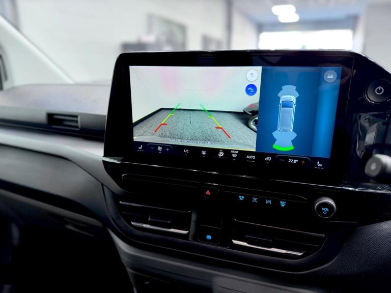 2024 Ford E-Tourneo Custom 340 65kWh Titanium Auto L1 5dr MPV Electric Automatic