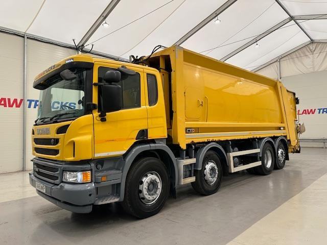 Scania P360 8x2 Rest Cab Refuse Collector