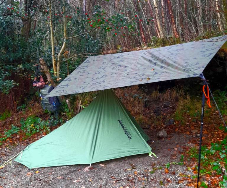 AN UNDERWOOD AGGREGATOR ONE MAN TREKKING POLE TENT